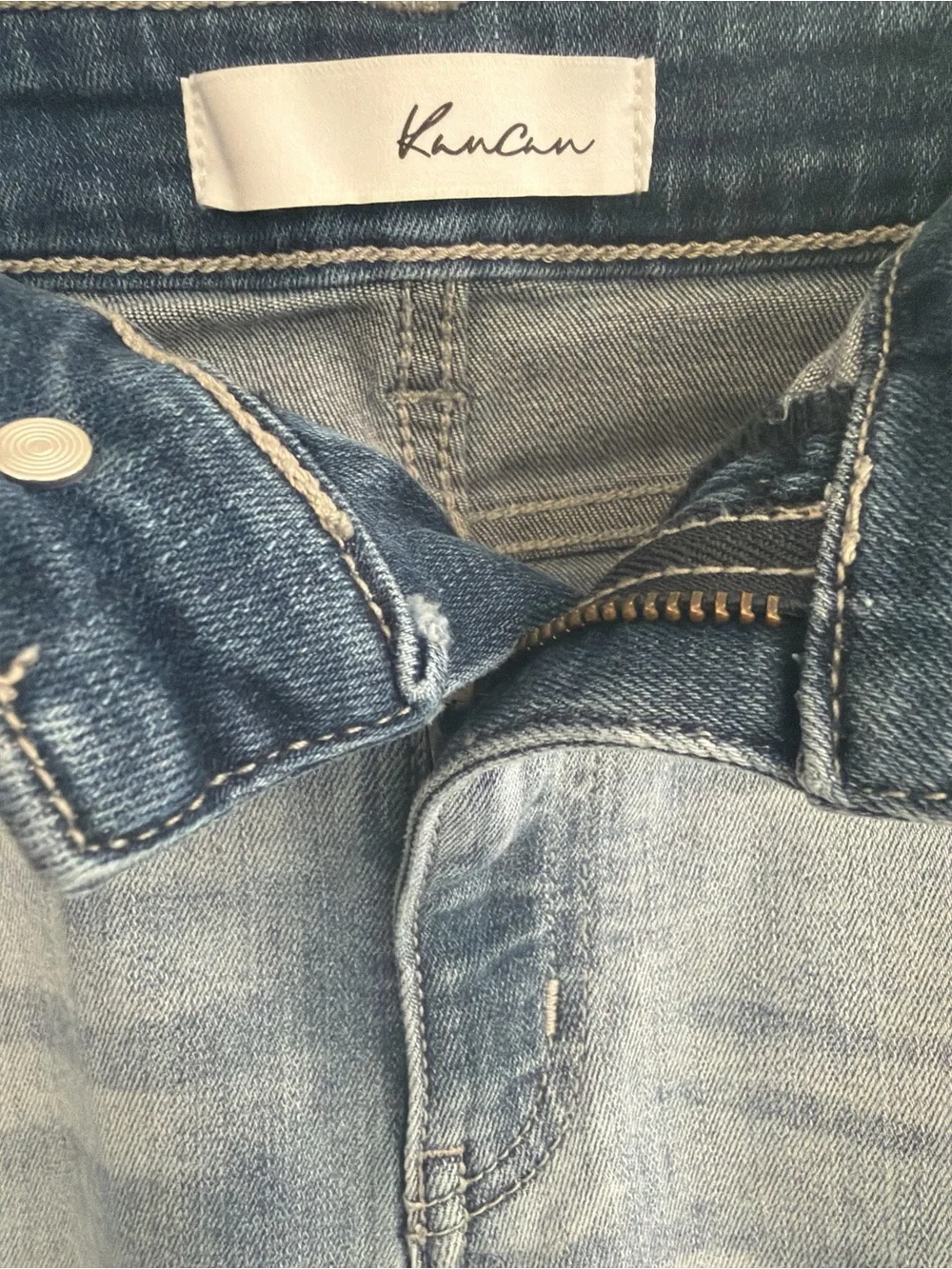 KanCan |Size 13/30 |Distressed |Light Wash Jeans |Frayed Hem - Picture 5 of 12